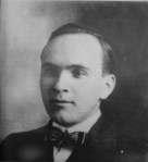 B & W Portrait Photo of Max Augustus LINN