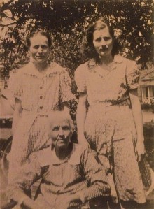 Mary Jane CROWELL JACKSON (sitting) with daughters Luvene and Emmie